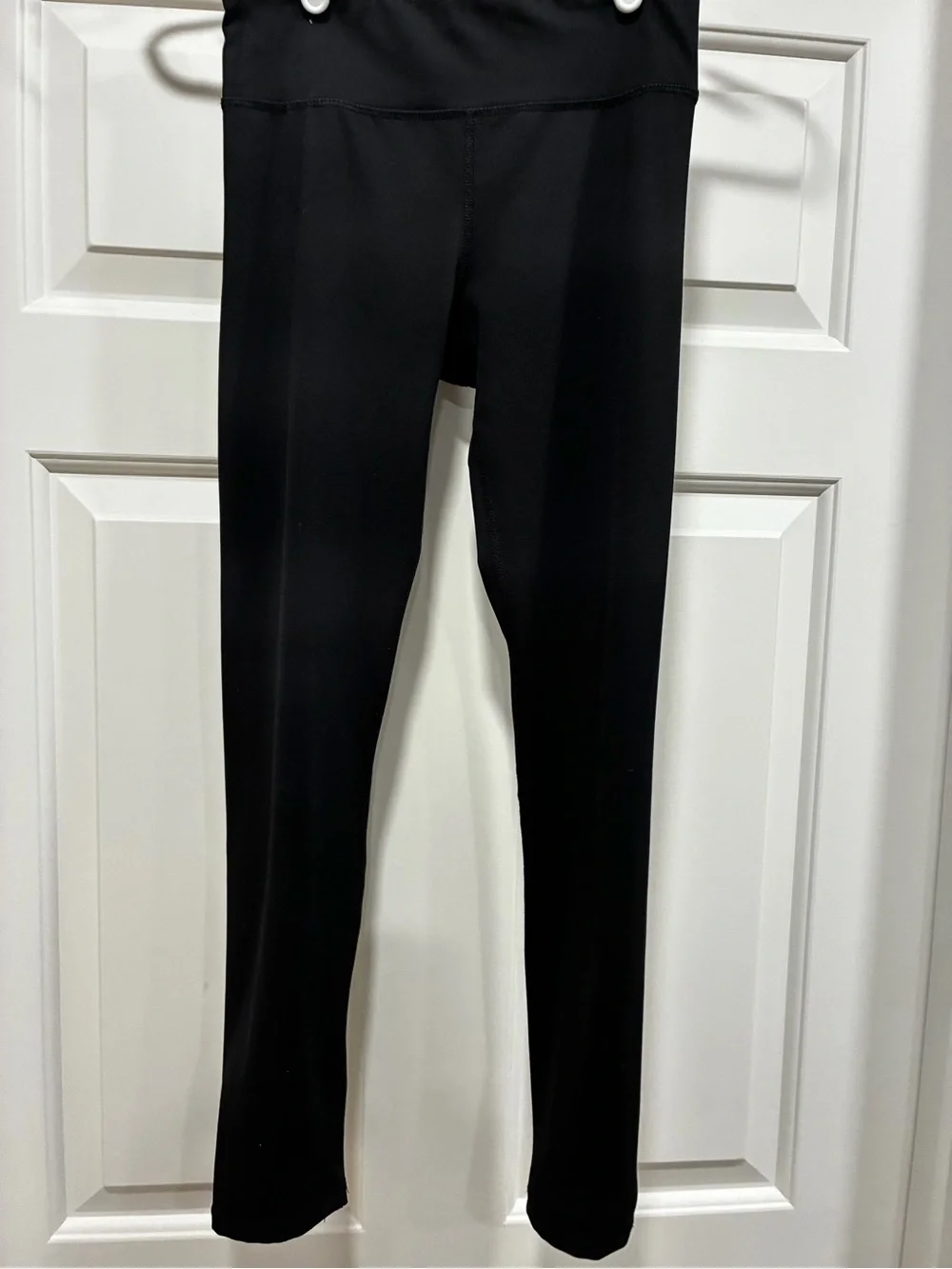 Old Navy Black Mid-Rise Active Leggings